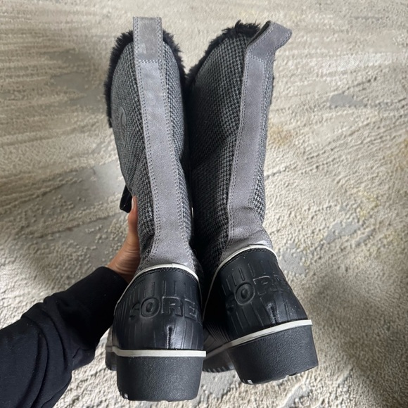 Sorel Tivoli High II Snow Boots black gray checkered print lace up waterproof 8 - Picture 4 of 11